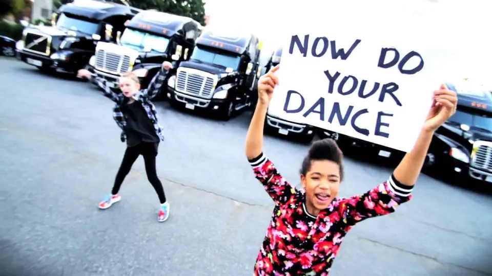 Janet Jackson - BURNITUP! Feat. Missy Elliott (Lyric Video)