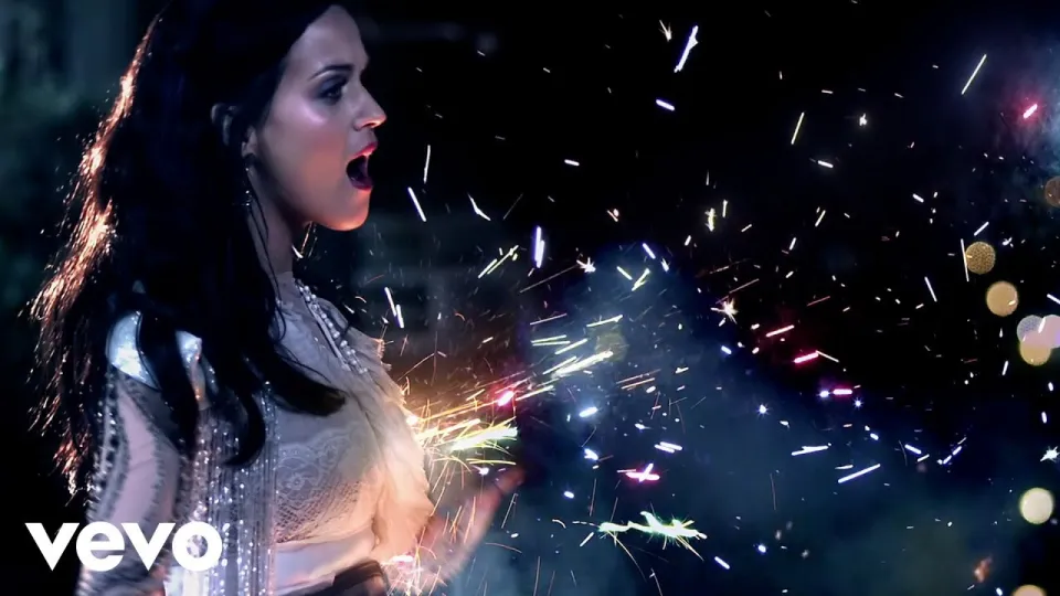 Katy Perry - Firework (Official Music Video)